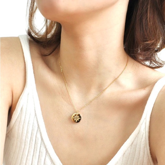 Polaris necklace, Polaris pendant necklace, coin pendant necklace - Picture 2 of 5